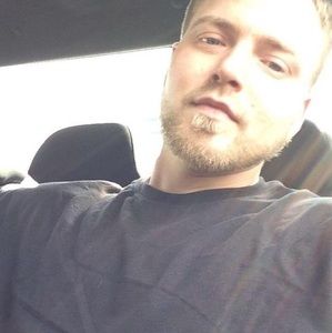 Meet your Posher, Devin